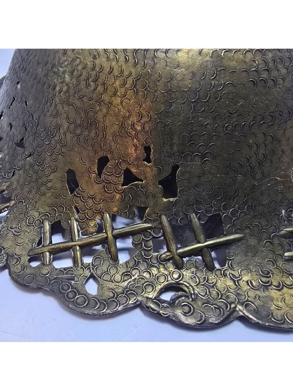 Elegant Brass Decorative Bowl - Picture 4 of 13